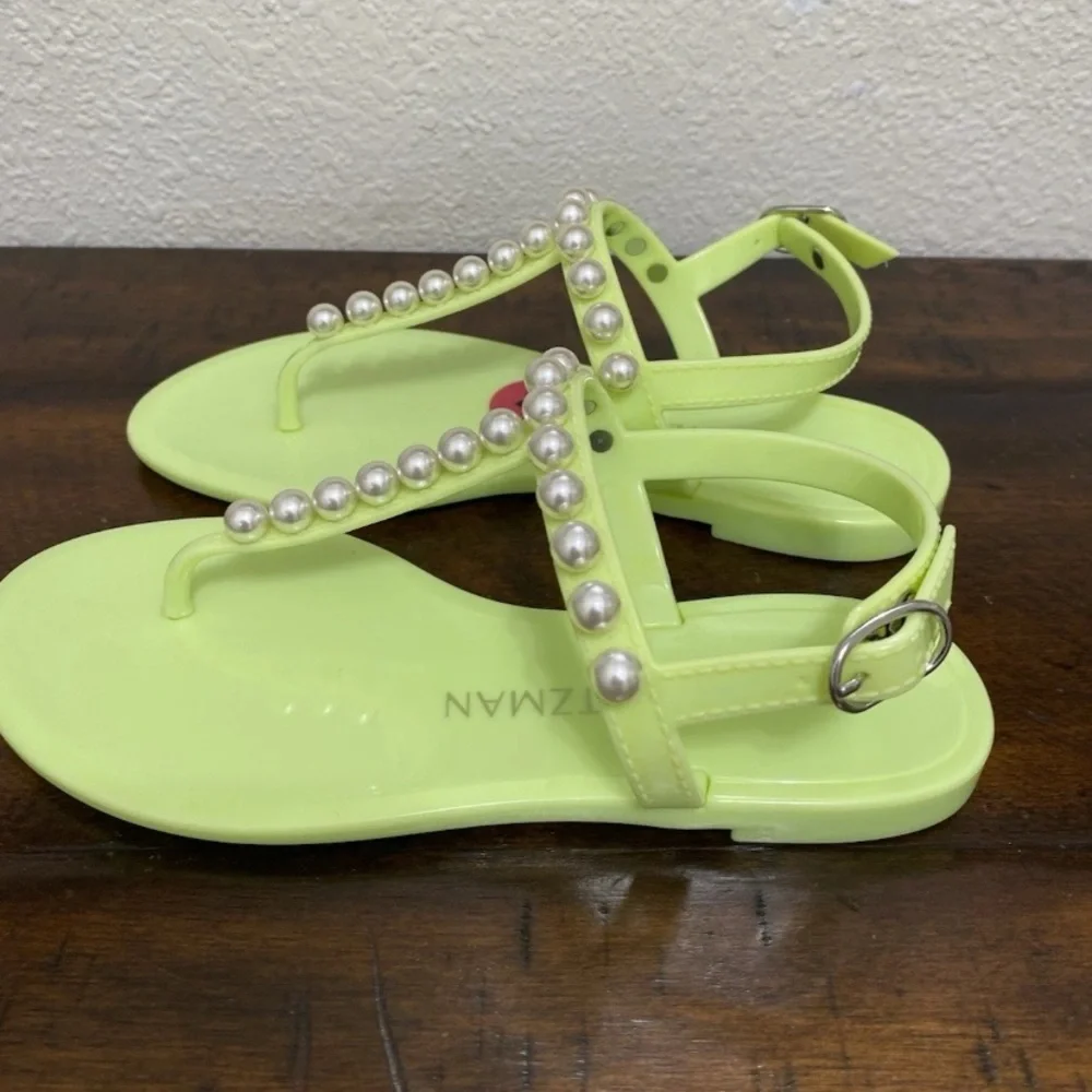 STUART WEITZMAN, NEW WITH DEFECT -PEARLY STUD GREEN JELLY SANDALS  Youth 4